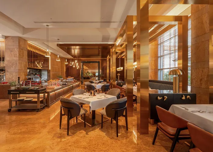 Grand Hyatt Mumbai Hotel And Residences